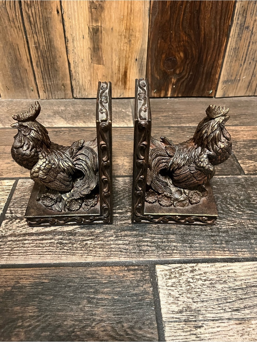 Rooster Cast Resin Bookends in Antique Bronze